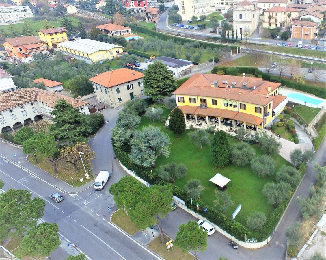 Villa Kinzica Sale Marasino Exteriör bild